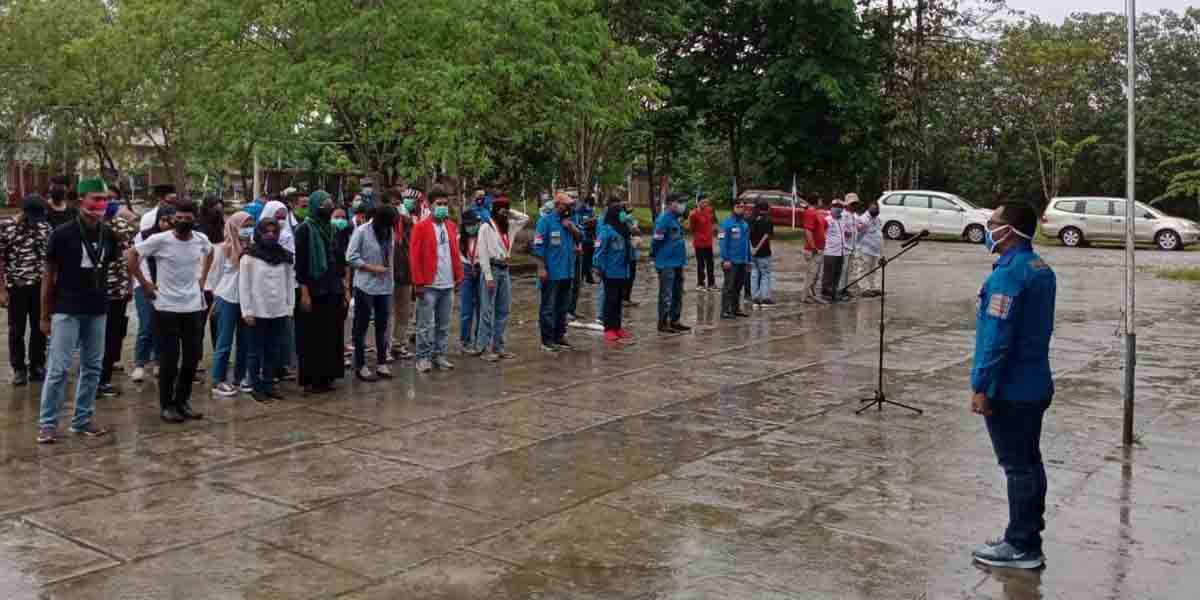 peringati-sumpah-pemuda-knpi-mimika-tanam-92-pohon